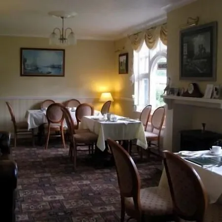 Meadowcroft 4*