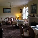 Meadowcroft 4*