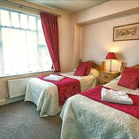 Meadowcroft Pensionat 4*