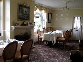 Meadowcroft Konukevi 4*